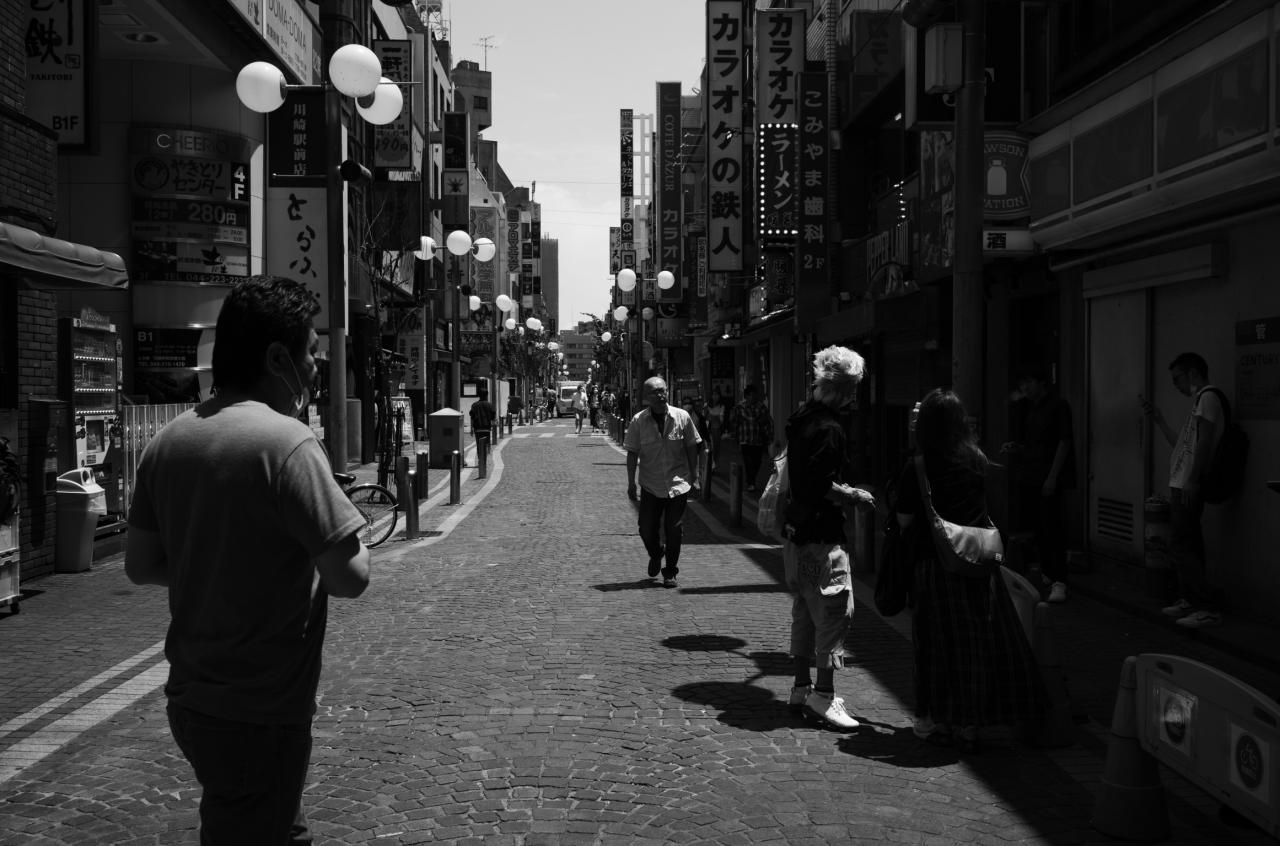 ゴミ捨て場の上のゴミ Everybody Photographer Com