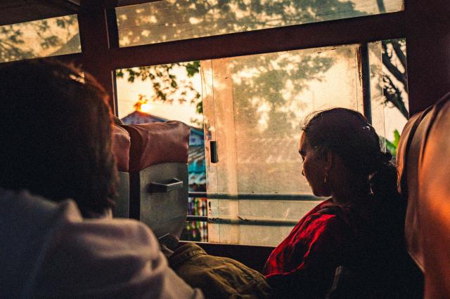 二枚セット 新品)TAMRON (タムロン) 17-50mm F4 Di III VXD / Model A068S