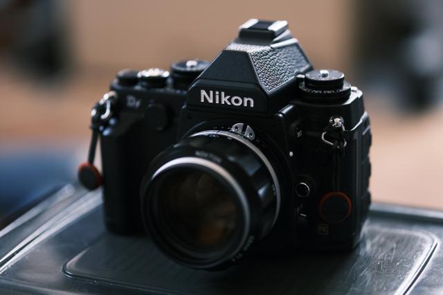 カメラ レンズ(単焦点) 新品)SIGMA (シグマ) Contemporary 56mm F1.4 DC DN (フジフイルムX用 