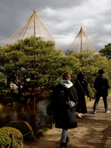 新品)SONY (ソニー) α6700 高倍率ズームレンズキット ILCE-6700M